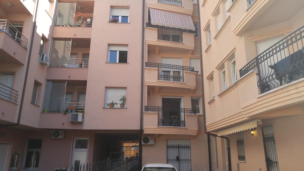 Apartman Snow White Novi Sad Exterior foto