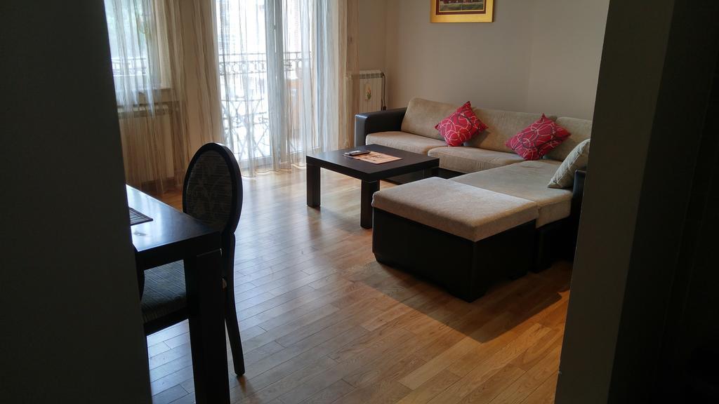 Apartman Snow White Novi Sad Exterior foto