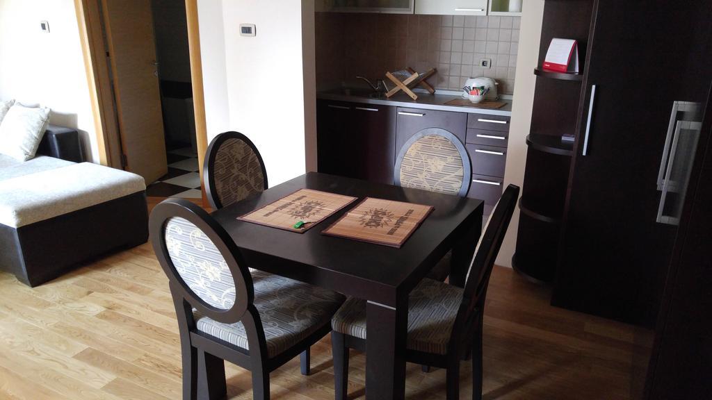 Apartman Snow White Novi Sad Exterior foto